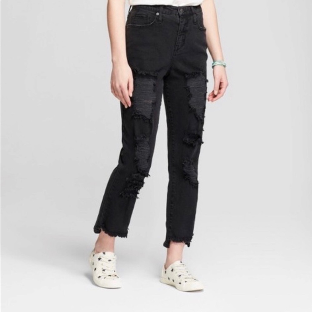 Black Distressed Crop Jeans